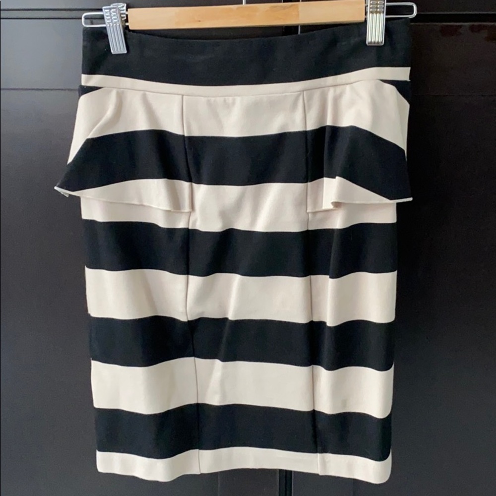 Black and cream mini pencil skirt